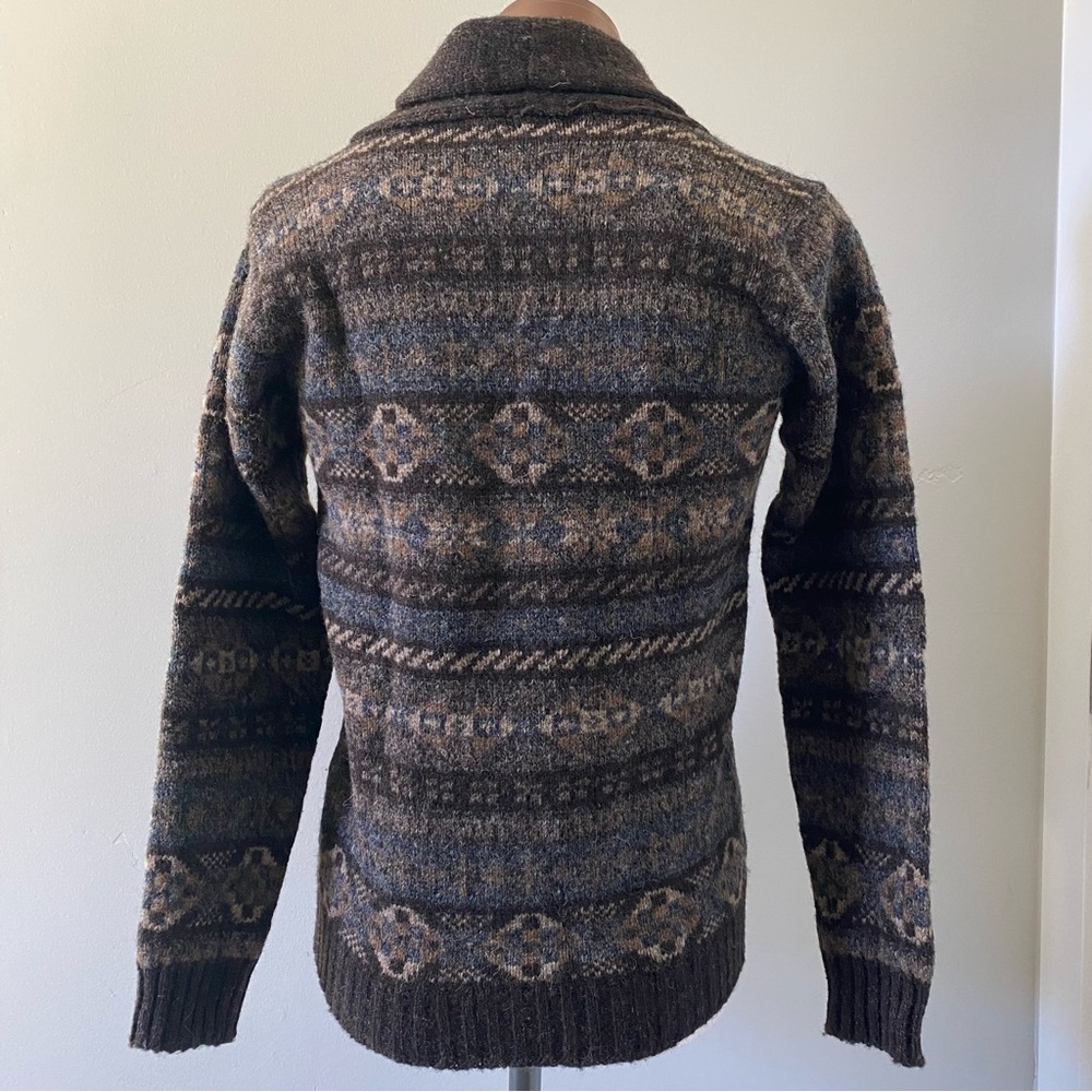 Jamieson’s of Shetland men's gray/brown wool Fair Isle shawl collar cardigan, XS - Picture 3 of 11